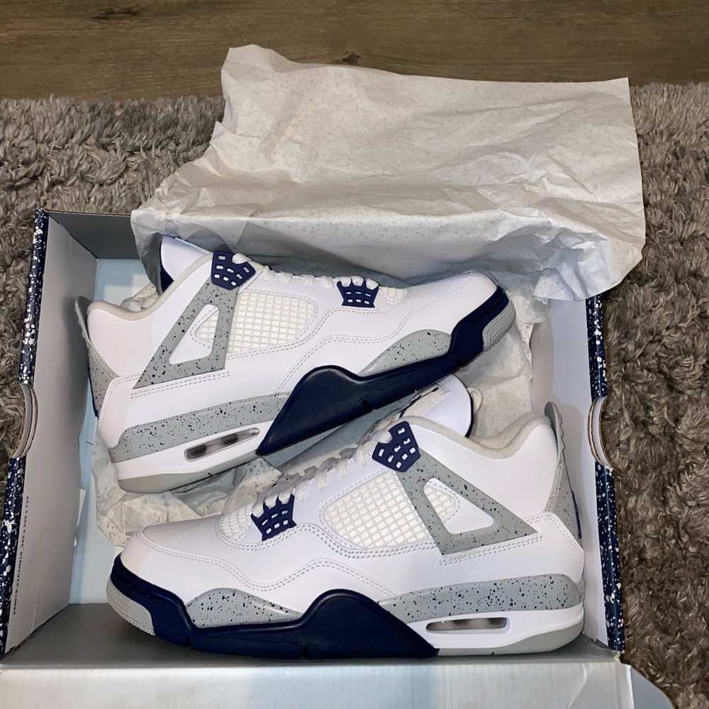 Air Jordan Navy 4s Size 10